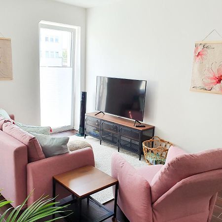 Pb Ferienwohnungen - Fewo 7 - Stilvoll Eingerichtetes Apartment Im Herzen Senftenbergs Екстериор снимка